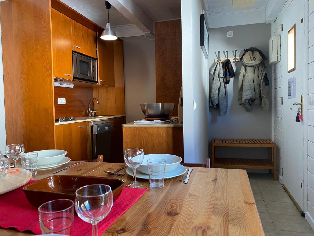 Acogedora Buardilla Duplex 6 Pax Daire Incles Dış mekan fotoğraf